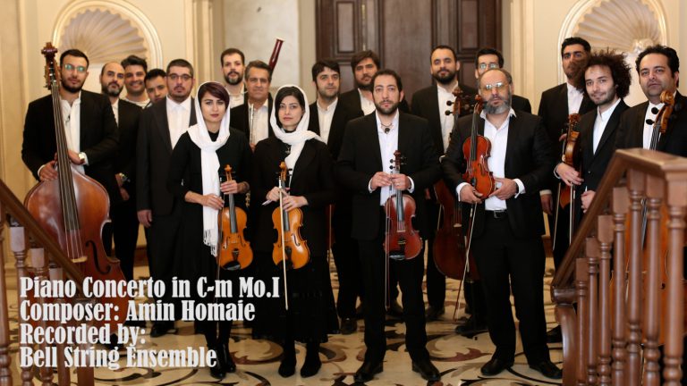 بهراد سوخکیان ( Behrad Soukhakian ) در اجرای کنسرتو پیانو در دُ-مینور موومان اول